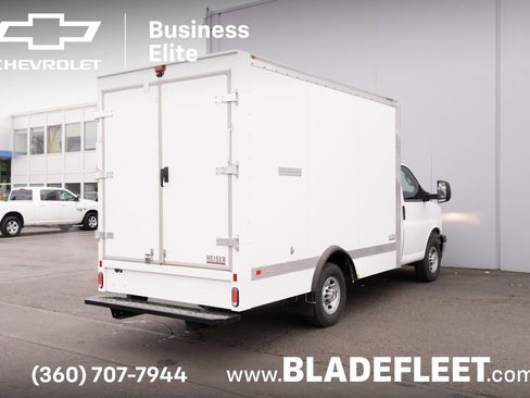 New 2024 Chevrolet Express 3500 w/ Power Convenience Package RWD image 7
