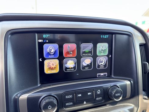 Used 2019 GMC Sierra 2500 Denali w/ Duramax Plus Package AWD/4WD image 20