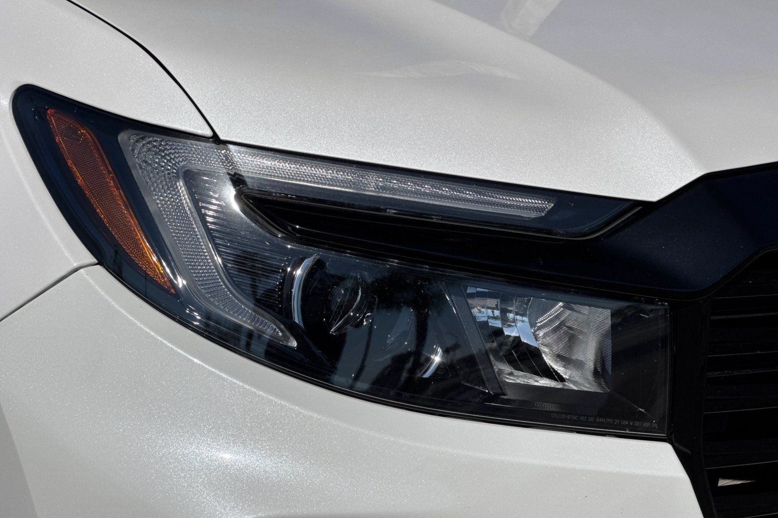 Used 2024 Honda Passport Black Edition image 11