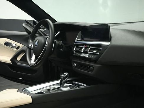 Used 2019 BMW Z4 sDrive30i w/ Premium Package RWD image 48