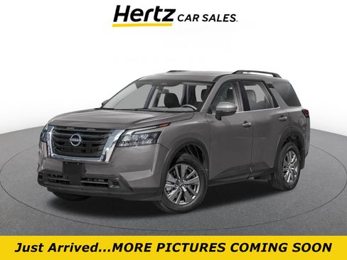 Used 2025 Nissan Pathfinder SV AWD/4WD image 1