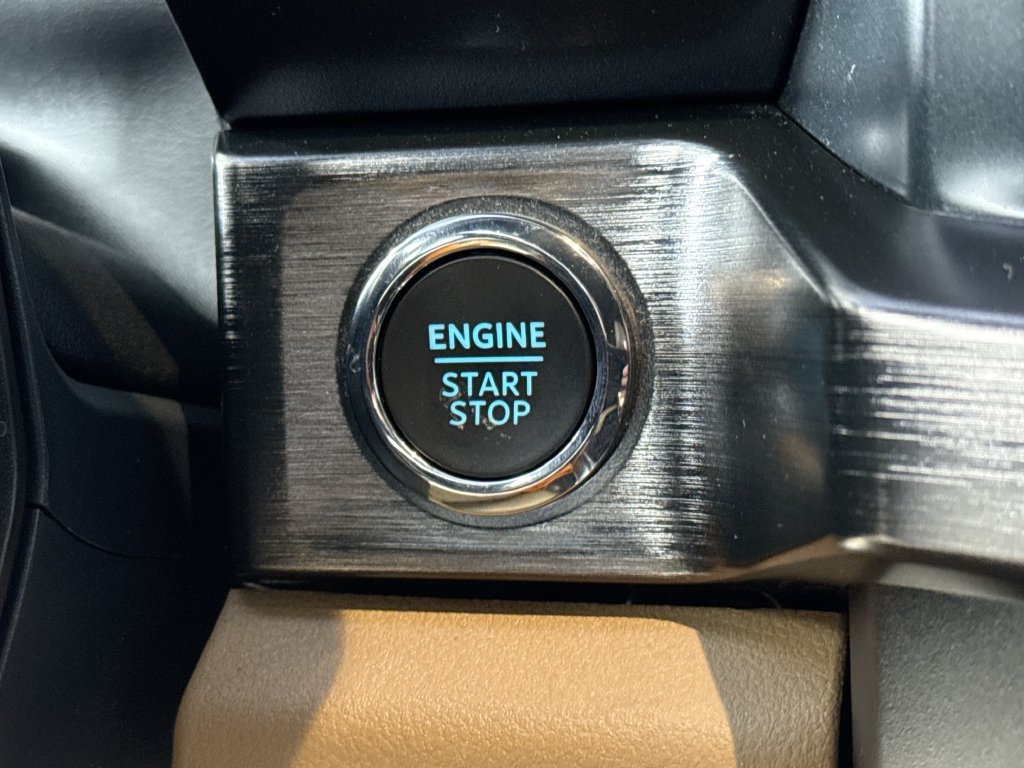 Used 2024 Ford F250 Lariat w/ Chrome Package AWD/4WD image 43