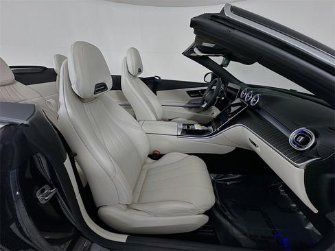 New 2026 Mercedes-Benz CLE 450 4MATIC Cabriolet image 29