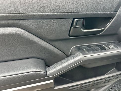 New 2026 Toyota Tacoma SR5 image 11