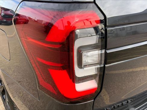 Certified 2023 Ford Expedition Max Limited image 28