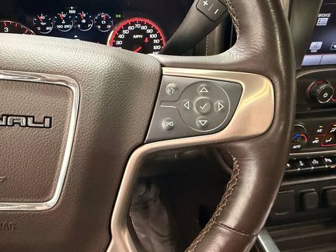 Used 2015 GMC Sierra 2500 Denali AWD/4WD image 37