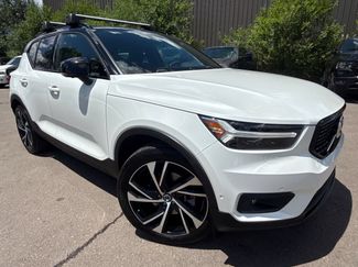 Used 2019 Volvo XC40 T5 R-Design AWD/4WD video 1