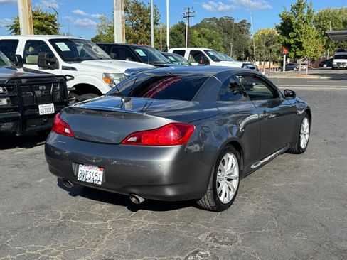 Used 2011 INFINITI G37 Sport w/ Premium Pkg image 2