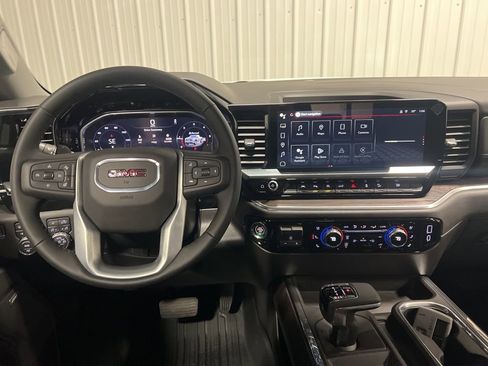 New 2026 GMC Sierra 1500 SLT w/ SLT Premium Plus Package image 12