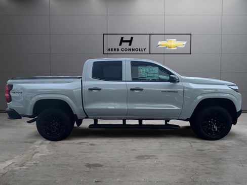New 2026 Chevrolet Colorado W/T AWD/4WD image 6