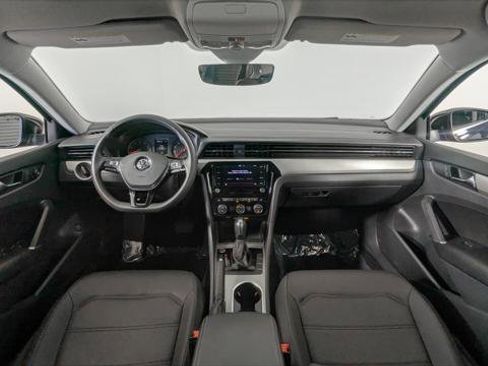 Used 2022 Volkswagen Passat 2.0T SE image 27