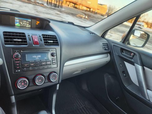 Used 2015 Subaru Forester 2.5i w/ Alloy Wheel Package image 23