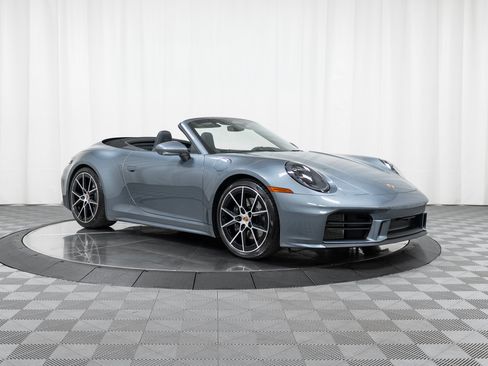 Certified 2026 Porsche 911 Carrera T RWD image 9