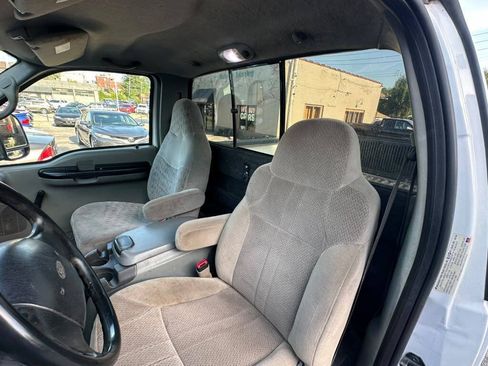 Used 2002 Ford F250 2WD Regular Cab Super Duty image 19