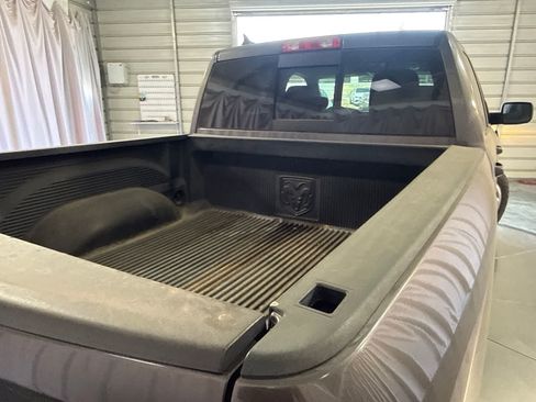 Used 2017 RAM 1500 Big Horn RWD image 16