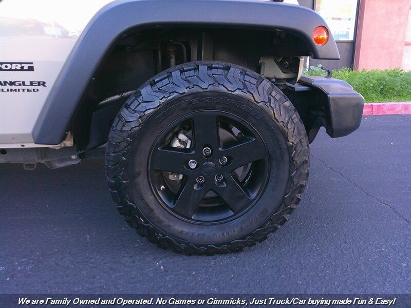 Used 2017 Jeep Wrangler Unlimited Sport w/ Quick Order Package 24S AWD/4WD image 47