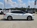 Used 2017 Nissan Maxima Platinum w/ Interior Lighting Package image 4