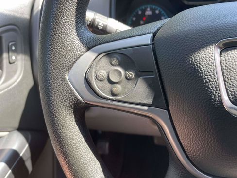 Used 2022 GMC Canyon Elevation Standard w/ Convenience Package RWD image 23