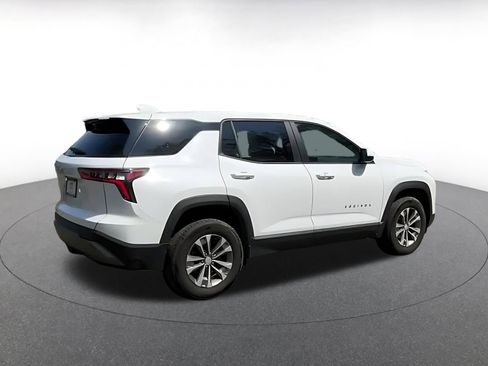 Used 2025 Chevrolet Equinox LT image 12