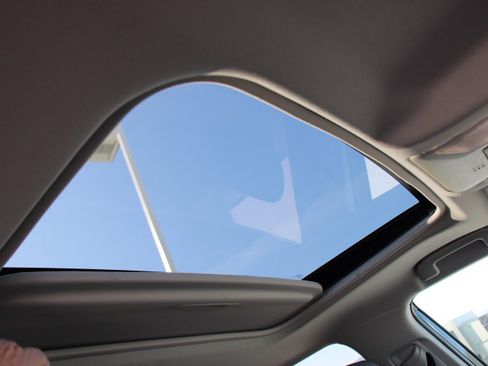 Certified 2022 Toyota RAV4 XLE image 22