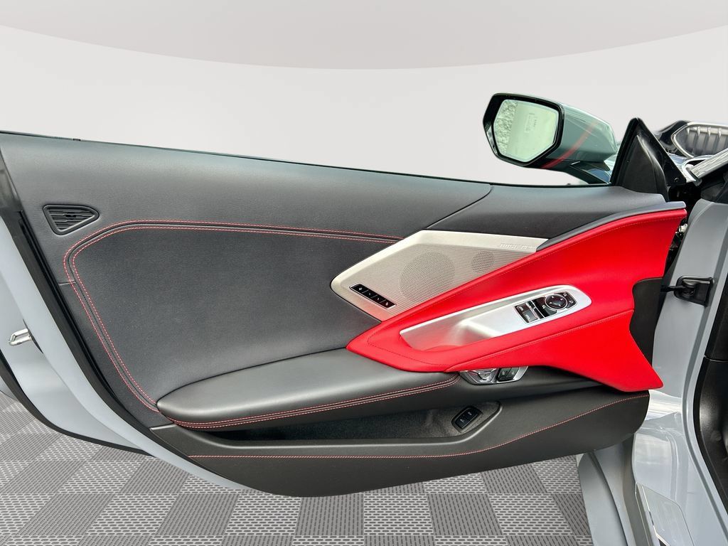 Used 2025 Chevrolet Corvette Stingray Preferred Cpe w/ Z51 Performance Package RWD image 25