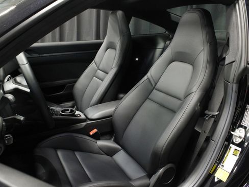 Certified 2024 Porsche 911 Carrera S RWD image 22