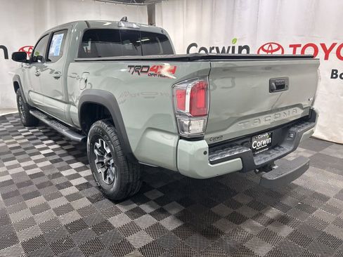 Used 2022 Toyota Tacoma TRD Off-Road image 5