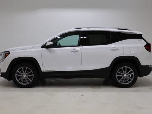 Used 2023 GMC Terrain SLT w/ Tech Package AWD/4WD image 4