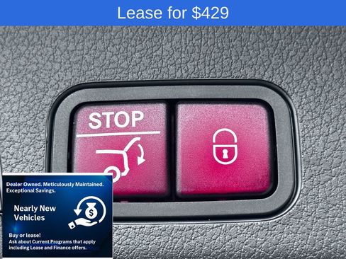 Used 2025 Mercedes-Benz GLB 250 4MATIC image 30