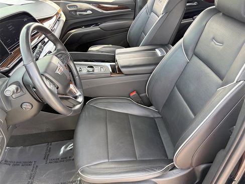 Used 2021 Cadillac Escalade Premium Luxury w/ Driver Assist Tech Package image 19