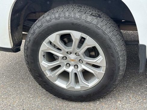 Used 2024 Chevrolet Silverado 1500 LTZ w/ LTZ Premium Package image 5