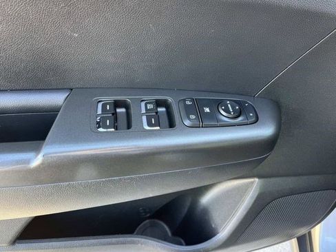 Certified 2020 Kia Sportage LX image 18