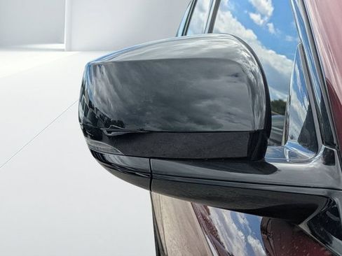 New 2025 Jeep Grand Cherokee L Laredo AWD/4WD image 10