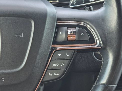Used 2019 Lincoln Navigator Reserve AWD/4WD image 20