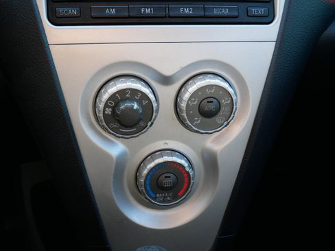 Used 2008 Toyota Yaris Sedan image 22