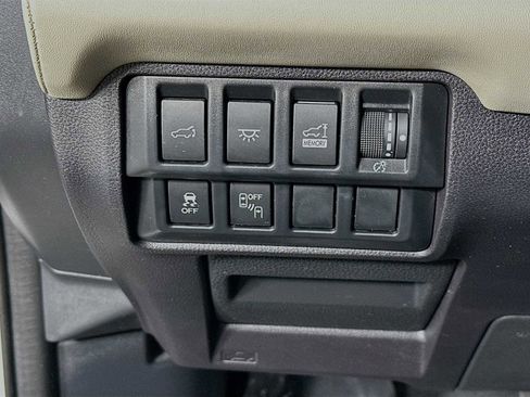 Used 2020 Subaru Ascent Limited w/ Technology Package image 10