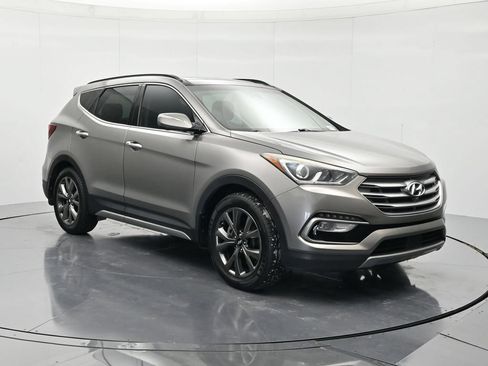 Used 2018 Hyundai Santa Fe Sport w/ 2.0T Ultimate Tech Package 05 FWD image 3