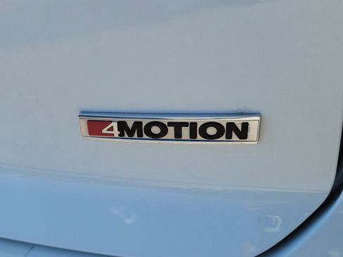 Used 2020 Volkswagen Atlas Cross Sport SE image 8