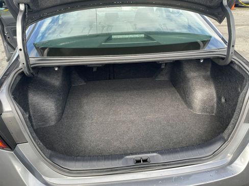 Used 2025 Nissan Altima 2.5 SV image 31