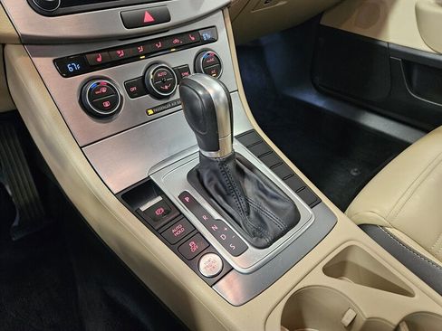 Used 2017 Volkswagen CC R-Line Executive FWD image 34