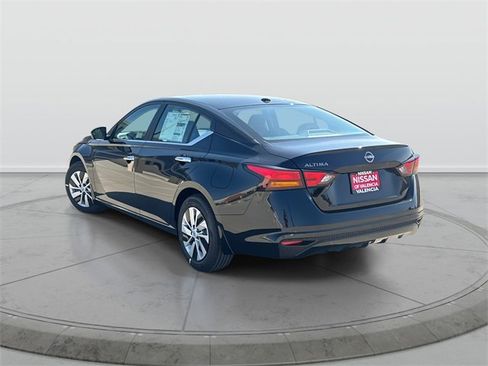 New 2025 Nissan Altima 2.5 S image 5