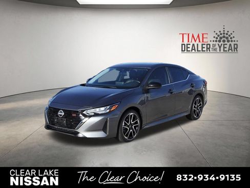 Certified 2024 Nissan Sentra SR w/ SR Premium Package FWD image 3