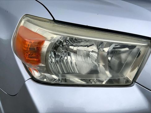 Used 2011 Toyota 4Runner SR5 AWD/4WD image 25