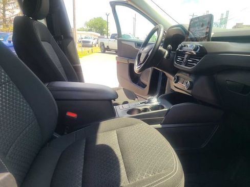 Used 2024 Ford Escape Active w/ Cold Weather Package FWD image 17