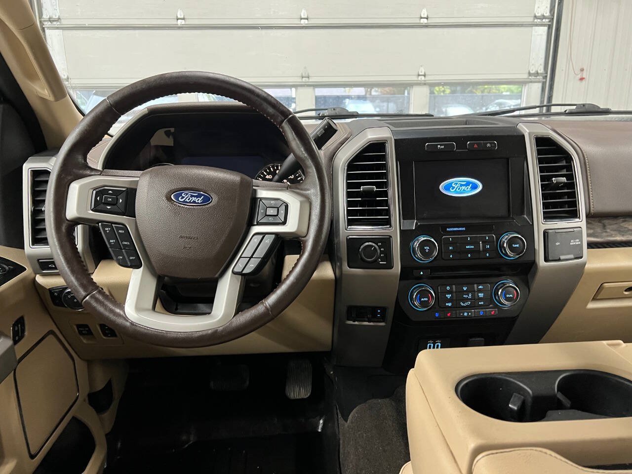 Used 2018 Ford F150 Lariat w/ Equipment Group 501A Mid AWD/4WD image 8