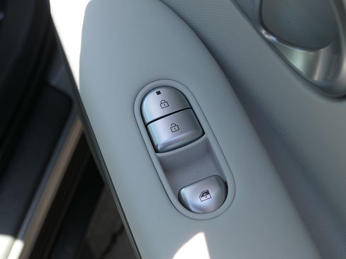Used 2024 Hyundai Ioniq 5 SEL RWD image 25