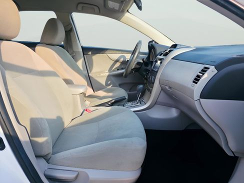 Used 2013 Toyota Corolla image 13
