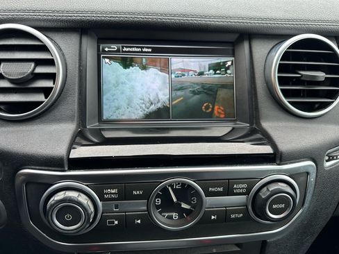 Used 2016 Land Rover LR4 HSE image 21