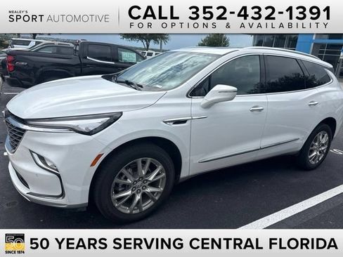 Used 2023 Buick Enclave Essence w/ Experience Buick Package FWD image 1