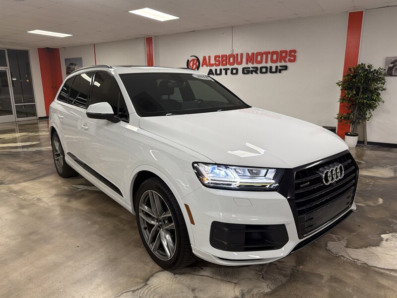 Used 2018 Audi Q7 3.0T Prestige w/ Prestige Package AWD/4WD image 1